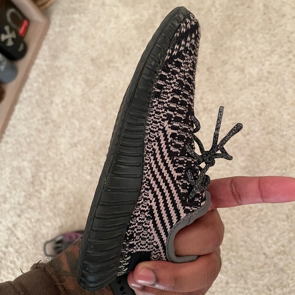 Kids Yeezy Yecheil  Sz 13k - Picture 3 of 8